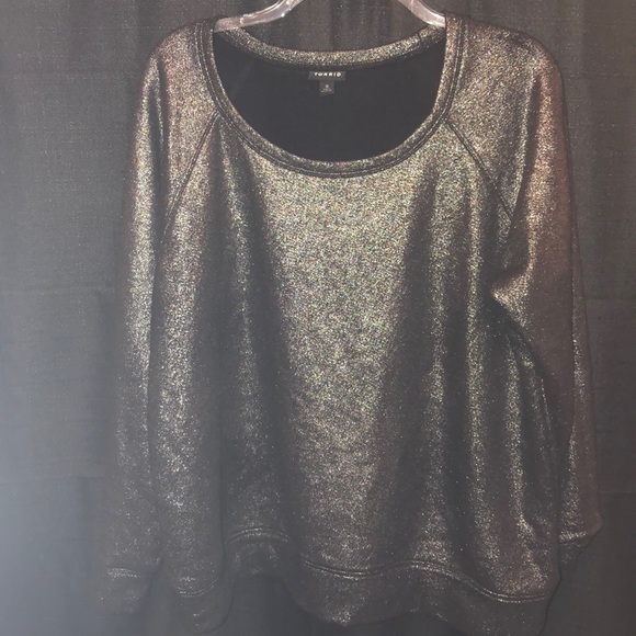 Torrid sweatshirt 🖤 - Picture 4 of 7